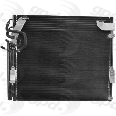 Condensador de aire acondicionado Global Parts para Toyota 4284C Foto 1 de 4