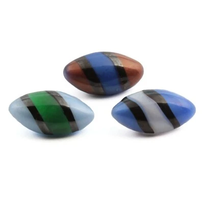 Lot (3) Antique Victorian Czech multicolor lampwork oval glass buttons 16mm - Image 1 of 2