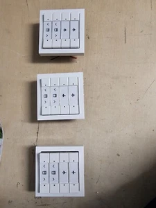 3x Busch-Jaeger Tastsensor 4 fach 6127/01-8 Busankoppler Studioweiß. - Bild 1 von 3