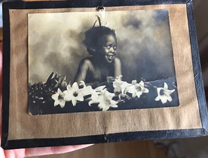 Vintage Antik Foto Osterkarte entzückendes glückliches afroamerikanisches Kind - Bild 1 von 5