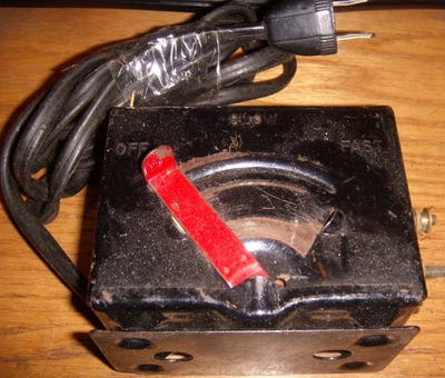 VINTAGE  MARX TRANSFORMER  #709  O /HO  SCALE  WORKING COND. TIN - Image 1 of 2