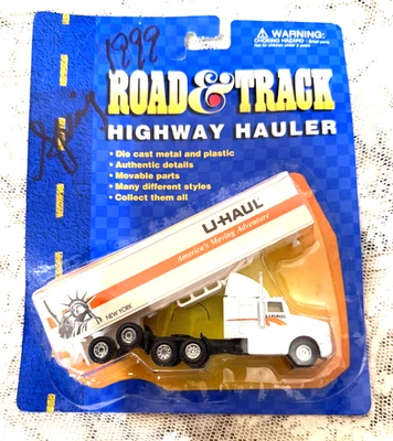 NEW Vintage Maisto Road & Track Highway Hauler U-Haul Semi Truck 1:64 Diecast - Image 1 of 4