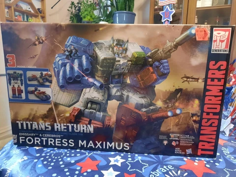 Transformers Titans Return Fortress Maximus MISB Cover