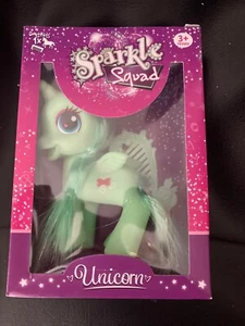 Sparkle Squad Green Unicorn Toys with Comb - New & Boxed - Picture 1 of 1