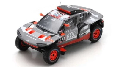 MODELLINO AUTO STATICO SPARK AUDI RS Q E-TRON #211 DAKAR RALLY 2023 EKSTROM 1/43 - Immagine 1 di 4