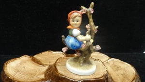 Vintage Goebel Hummel  West Germany 4" Figurine  141 3/0 Apple Tree Girl - Picture 1 of 8