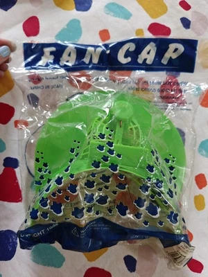 Vtg New Retro Novelty Green Plastic Fan Cap 80s Joke Fancy Dress Costume Old Hat - Image 1 of 4
