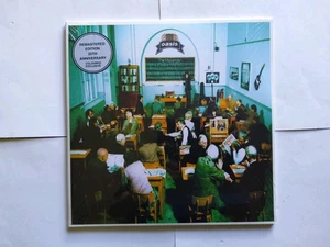 OASIS - The Masterplan - Remastered Silver Vinyl Album LP (Brand new & sealed) - Picture 1 of 4