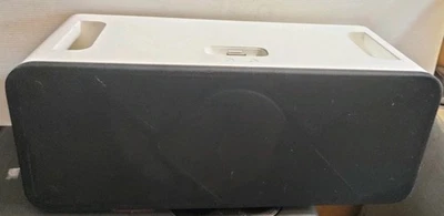 Apple iPod Model A1121 Hi-Fi Speaker Docking Station White - Image 1 of 4