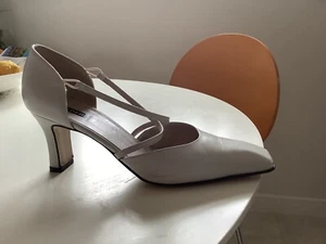 ladies court shoes size 6 colour stone - Picture 1 of 4