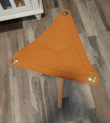 Asiento silla pesca camping 3 patas  Foto 1 de 3