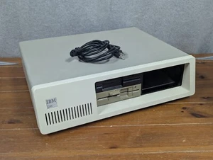 Vtg Dual Floppy IBM Personal Computer Type 5160 PC XT ~ Refurbished Works - Picture 1 of 10