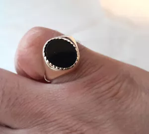 9ct Gold Onyx Ring Mens Oval Size Q 12mm - Picture 1 of 12