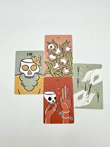 Teeny Tiny Tarot 78 Karten Tarot Deck für Wahrsagerei von Künstlerin Holly Oddly - Bild 1 von 10