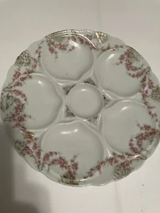 Faux Limoges Oyster Plate 8 1/2" Bridal Rose Pattern 5 Well W/ Speckled Gold - Bild 1 von 7