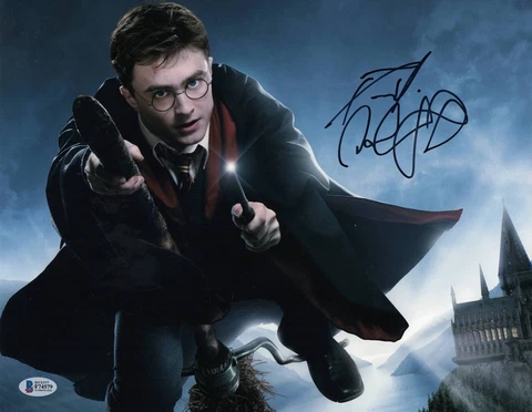 DANIEL RADCLIFFE SIGNED AUTOGRAPHED HARRY POTTER 11X14 PHOTO BECKETT BAS COA 31 Cover