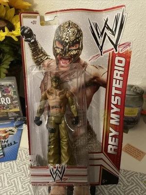 Boneco de ação WWE Superstar #01 Rey Mysterio 2011 Mattel - Imagem 1 de 4
