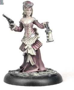 Bombshell Miniatures: Eloise Covington (OOP Metal) - Picture 1 of 1