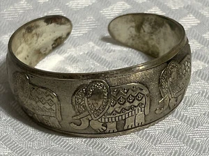 Vintage "silberfarben" Armband Manschette Elefant asiatisch hübsch elegant Sammlerstück - Bild 1 von 17