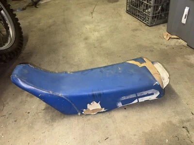 Asiento honda cr-125r 84, cr-250r, 77100-KA3-810 Foto 1 de 4