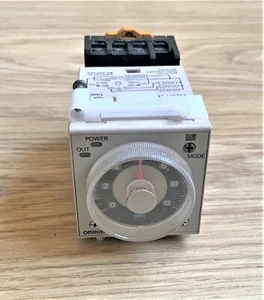 OMRON TIMER 100-240V AC 100-125V DC H3CR-A - Picture 1 of 9