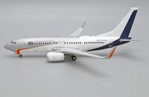Government of the Netherlands B737-700(BBJ) Reg: PH-GOV JC 1:200 Diecast LH2307 - Picture 1 of 13