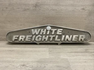 Vintage White FREIGHTLINER Truck Grill Front Emblem Name Metal - Picture 1 of 7