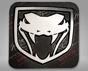 1pc Polished Brake Light Trim [Viper Emblem Style] fit 2003-2008 Dodge Viper - Bild 1 von 2