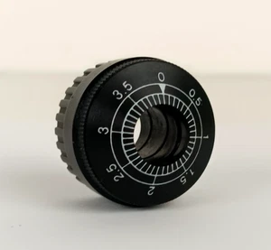 CONTRAPPESO IN METALLO - PER GIRADISCHI - 3,7X2,8 CM - DIAMETRO INTERNO= 1,4 CM - Foto 1 di 6