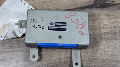 Infiniti Q45 1990-1991 transmisión control mod TCM TCU 31036 60U02 A64-000P10 Foto 1 de 4