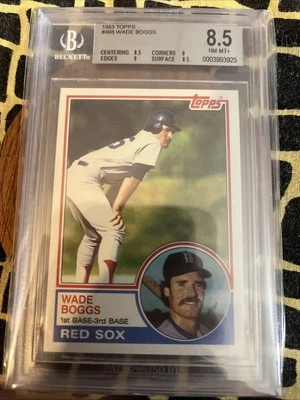 1983 Topps WADE BOGGS ROOKIE Becket8.5 NM-MT #498 RC Card Red Sox ~5874 - Image 1 of 2