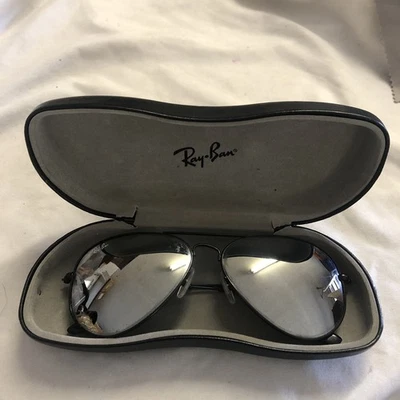 Gafas de sol Ray-Ban RB3025 W3277 aviador - Italia/marcos negros/lentes espejadas Foto 1 de 4