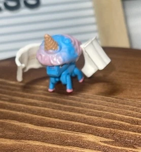 Transformers BotBots Series 2 King Candyhooves Ice Cream Sundae Unicorn Pegacorn - Picture 1 of 5