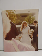 1983 VINTAGE FOUND PHOTOGRAPH COLOR ORIGINAL ART PHOTO WEDDING SEXY YOUNG BRIDE