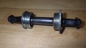 VINTAGE BOTTOM BRACKET, STEEL, USED, ENGLISH THREADS, SMOOTH, 68 X 127 - Picture 1 of 2