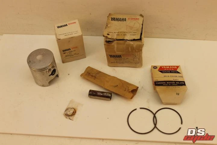 1980-81 YAMAHA IT125 1ST OS PISTON KIT P/N 3R9-11630-10 - Image 1 of 4