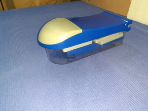 Multischneider Gemüseschneider Zerkleinerer Küchenreibe - Bild 1 von 7