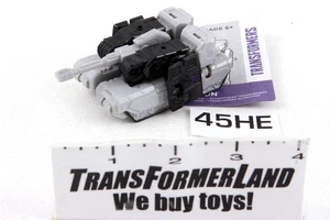 Megatron 100% Complete 5 Inch Authentics Transformers - Picture 1 of 3