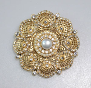 Vintage Brooch  Signed CAROLEE  gold tone Rhinestone faux pearl  statement  AT17 - Picture 1 of 9