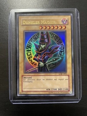 Yu-Gi-Oh! Dunkler Magier LOB-G003 Ultra Rare Near Mint 1996  - Bild 1 von 4