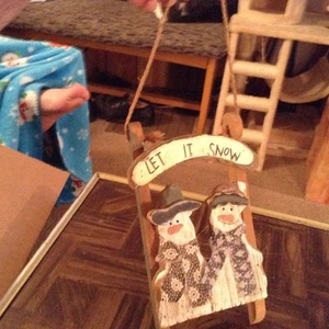 Let it snow sleigh wall plague and misc Christmas decorations - Picture 1 of 6