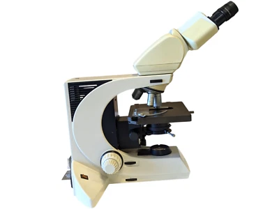 MICROSCOPIO LEICA DMLB TIPO: 020-519.500 LB30TIII/9 &SYSTEM GMBH WETZLAR Foto 1 de 4