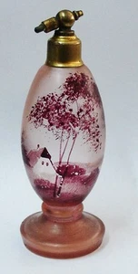Very decorative painted perfume bottle in good condition - Picture 1 of 3