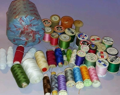 Vintage Sewing Threads Bundle – 42 Wooden & Plastic Reels Sylko Coats Gutermann  - Image 1 of 4