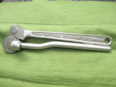 Imperial Eastman 364-FH 管弯头 1/4 英寸 o.d. 管 9/16 英寸半径 - 美国制造 — 第 1/4 张图片