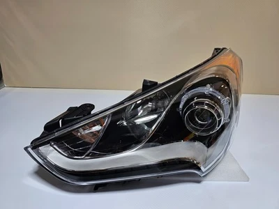 Hyundai Veloster OEM Left Headlight 2012 2013 2014 2015 2016 2017 - Image 1 of 4
