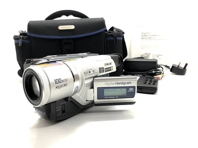 SONY DCR-TRV320 Hi8 Digital8 Video8 Tape Camcorder Handycam Complete Working Set - Image 1 of 4