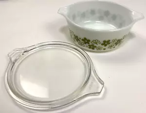 Vintage Pyrex Spring Blossom Crazy Daisy 1-1/2pt Casserole Baking Dish w/Lid 472 - Picture 1 of 8
