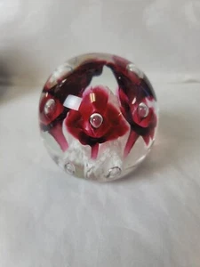 Vintage Art Glass MONTE DUNLAVY Round Glass Paperweight Ruby Red Flowers - Picture 1 of 5