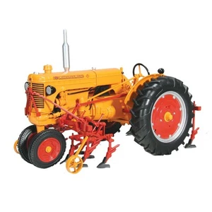 Minneapolis Moline U Gas scala 1:16 con coltivatore a 2 file SCT391 di SpecCast - Foto 1 di 2